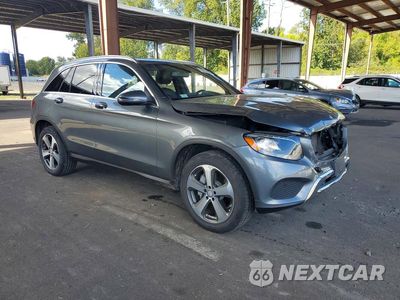 Czwarte zdjęcie samochodu z boku: 2017 MERCEDES-BENZ GLC 300 4MATIC VIN:WDC0G4KB4HF120548 - miniatura