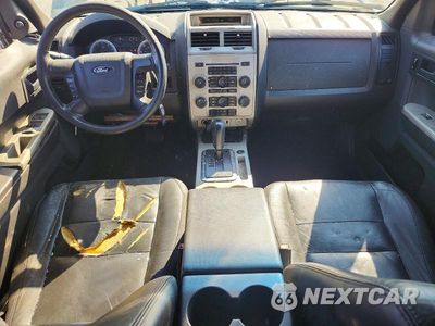 Zdjęcie 8 z 13 samochodu: 2009 FORD ESCAPE XLT VIN:1FMCU03789KA14882 - miniatura