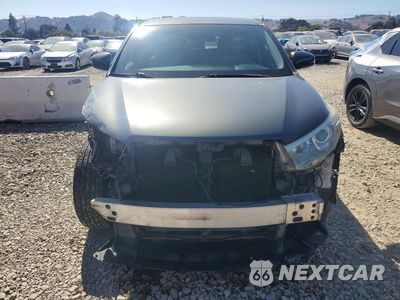 Piąte zdjęcie samochodu w środku: 2015 TOYOTA HIGHLANDER LE PLUS VIN:5TDZKRFH4FS070061 - miniatura