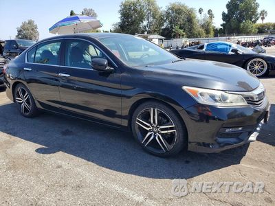 Czwarte zdjęcie samochodu z boku: 2017 HONDA ACCORD EX VIN:1HGCR2F74HA125349 - miniatura