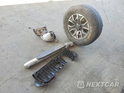 Zdjęcie 12 z 13 samochodu: 2002 TOYOTA TACOMA XTRACAB PRERUNNER VIN:5TESM92N92Z125382 - miniatura