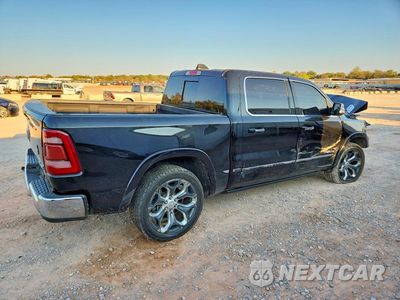 Trzecie zdjęcie samochodu z tyłu: 2022 RAM 1500 LIMITED VIN:1C6SRFHT2NN266458 - miniatura