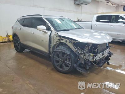 Czwarte zdjęcie samochodu z boku: 2019 CHEVROLET BLAZER RS VIN:3GNKBJRS4KS701219 - miniatura