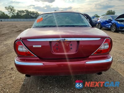 Zdjęcie 6 z 12 samochodu: 2005 JAGUAR XJ8 L VIN:SAJWA79C85SG39238 - miniatura