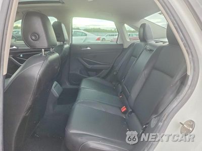 Zdjęcie 10 z 12 samochodu: 2019 VOLKSWAGEN JETTA SEL VIN:3VWE57BU6KM039124 - miniatura