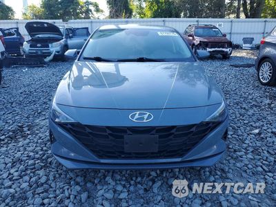 Piąte zdjęcie samochodu w środku: 2022 HYUNDAI ELANTRA SE VIN:KMHLL4AG6NU330034 - miniatura