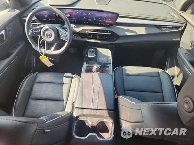 Zdjęcie 8 z 13 samochodu: 2025 BUICK ENCLAVE SPORT TOURING VIN:5GAERBRS2SJ145096 - miniatura