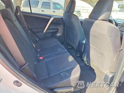Zdjęcie 10 z 12 samochodu: 2015 TOYOTA RAV4 LE VIN:JTMZFREV1FD055461 - miniatura