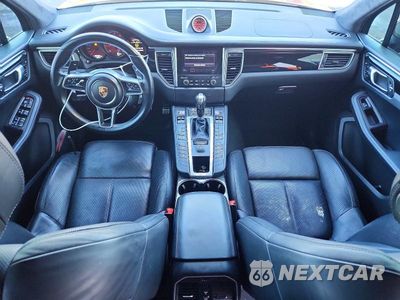 Zdjęcie 8 z 13 samochodu: 2018 PORSCHE MACAN TURBO VIN:WP1AF2A53JLB70120 - miniatura