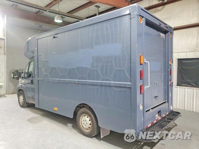 Drugie zdjęcie samochodu z przodu: 2022 RAM PROMASTER 3500 DELIVERY TRUCK VIN:3C7WRVMG6NE126014 - miniatura