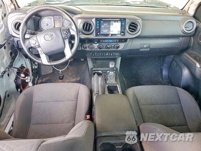 Zdjęcie 8 z 13 samochodu: 2016 TOYOTA TACOMA TRD OFF-ROAD VIN:3TMCZ5AN4GM030930 - miniatura