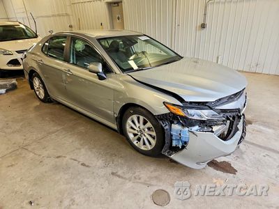 Czwarte zdjęcie samochodu z boku: 2024 TOYOTA CAMRY LE VIN:4T1C11AK2RU263446 - miniatura