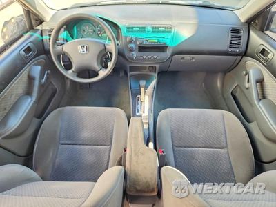 Zdjęcie 8 z 12 samochodu: 2004 HONDA CIVIC DX VP VIN:1HGES16394L004576 - miniatura