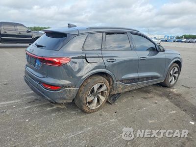 Trzecie zdjęcie samochodu z tyłu: 2025 AUDI Q6 E-TRON PREMIUM PLUS VIN:WA124BGF5SA037104 - miniatura