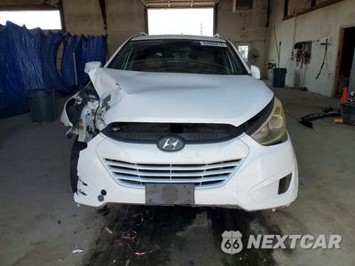 Piąte zdjęcie samochodu w środku: 2015 HYUNDAI TUCSON SE VIN:KM8JU3AG9FU080126 - miniatura