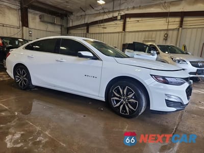 Czwarte zdjęcie samochodu z boku: 2024 CHEVROLET MALIBU RS VIN:1G1ZG5ST3RF201272 - miniatura