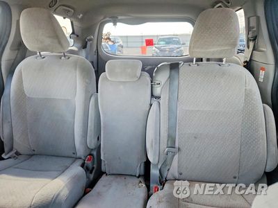 Zdjęcie 10 z 13 samochodu: 2020 TOYOTA SIENNA LE VIN:5TDKZ3DC4LS021861 - miniatura