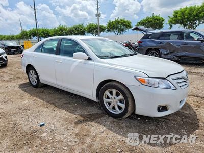 Czwarte zdjęcie samochodu z boku: 2010 TOYOTA CAMRY LE VIN:4T1BF3EK3AU551421 - miniatura