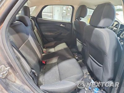 Zdjęcie 10 z 12 samochodu: 2014 FORD FOCUS SE VIN:1FADP3F25EL197346 - miniatura