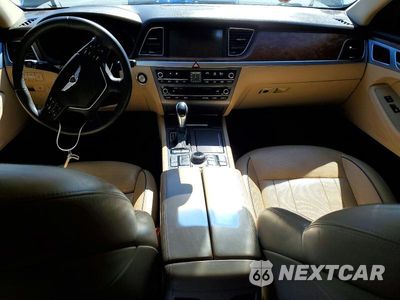 Zdjęcie 8 z 12 samochodu: 2017 GENESIS G80 ULTIMATE VIN:KMHGN4JF0HU201469 - miniatura