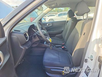 Zdjęcie 7 z 13 samochodu: 2022 HYUNDAI VENUE SE VIN:KMHRB8A31NU186474 - miniatura