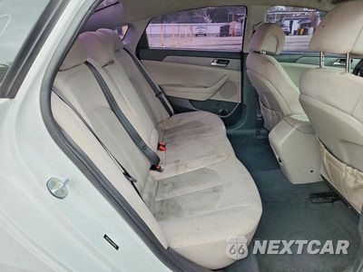 Zdjęcie 10 z 12 samochodu: 2017 HYUNDAI SONATA SE VIN:5NPE24AF4HH499121 - miniatura