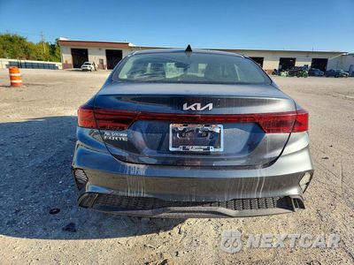 Zdjęcie 6 z 12 samochodu: 2024 KIA FORTE LXS VIN:3KPF24AD1RE785582 - miniatura