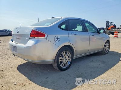 Trzecie zdjęcie samochodu z tyłu: 2010 FORD FOCUS SEL VIN:1FAHP3HNXAW177661 - miniatura