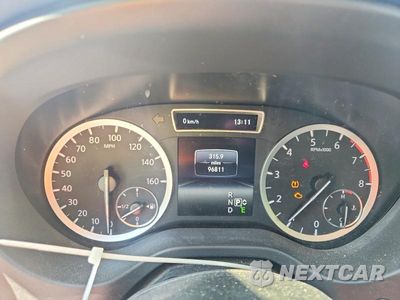 Zdjęcie 9 z 12 samochodu: 2018 INFINITI QX30 PREMIUM VIN:SJKCH5CR4JA056948 - miniatura