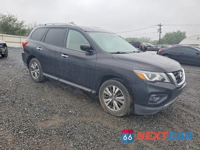 Czwarte zdjęcie samochodu z boku: 2019 NISSAN PATHFINDER SV VIN:5N1DR2MN0KC623592 - miniatura
