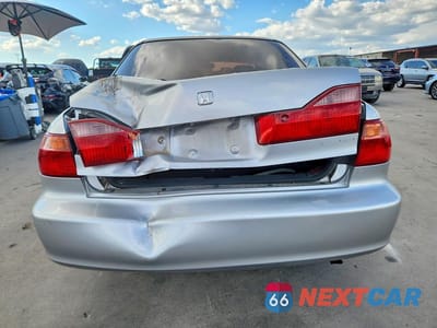 Zdjęcie 6 z 12 samochodu: 1999 HONDA ACCORD LX VIN:JHMCG6650XC027852 - miniatura