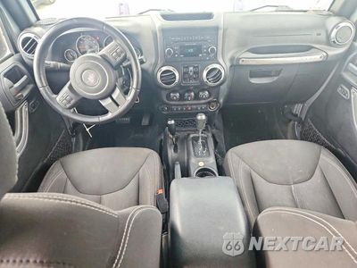 Zdjęcie 8 z 12 samochodu: 2015 JEEP WRANGLER UNLIMITED SAHARA VIN:1C4BJWEG5FL626777 - miniatura