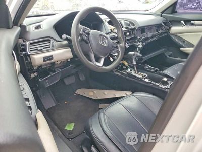 Zdjęcie 8 z 12 samochodu: 2019 HONDA ACCORD LX VIN:1HGCV1F16KA054101 - miniatura