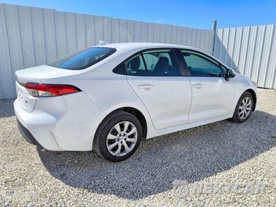 Trzecie zdjęcie samochodu z tyłu: 2025 TOYOTA COROLLA LE VIN:5YFB4MDE9SP315835 - miniatura