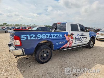 Trzecie zdjęcie samochodu z tyłu: 2019 RAM 2500 TRADESMAN VIN:3C6UR5HJ3KG700148 - miniatura