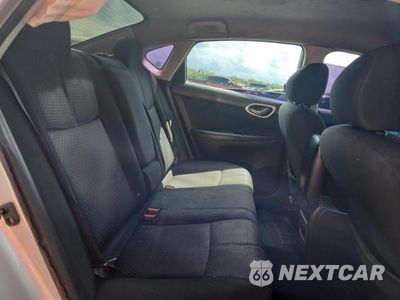 Zdjęcie 10 z 12 samochodu: 2016 NISSAN SENTRA SR VIN:3N1AB7AP5GY210230 - miniatura