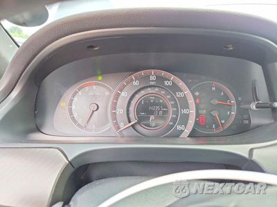 Zdjęcie 9 z 12 samochodu: 2016 HONDA ACCORD SPORT VIN:1HGCR2F58GA114514 - miniatura