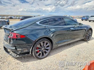 Trzecie zdjęcie samochodu z tyłu: 2014 TESLA MODEL S VIN:5YJSA1H12EFP47925 - miniatura