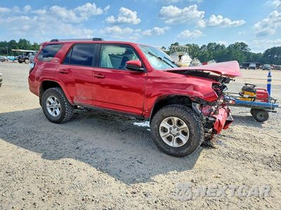 Czwarte zdjęcie samochodu z boku: 2019 TOYOTA 4RUNNER SR5 VIN:JTEBU5JR5K5681149 - miniatura