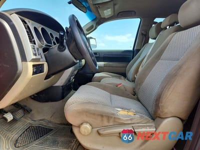 Zdjęcie 7 z 12 samochodu: 2008 TOYOTA TUNDRA GRADE VIN:5TFRU54158X008237 - miniatura