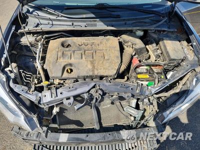 Zdjęcie 11 z 13 samochodu: 2016 TOYOTA COROLLA S PLUS VIN:5YFBURHE5GP529719 - miniatura