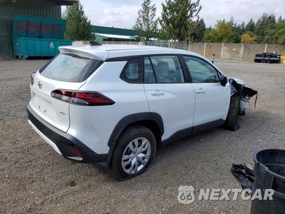 Trzecie zdjęcie samochodu z tyłu: 2026 TOYOTA COROLLA CROSS L VIN:7MUAAABGXTV174022 - miniatura