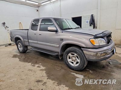 Czwarte zdjęcie samochodu z boku: 2000 TOYOTA TUNDRA ACCESS CAB LIMITED VIN:5TBRT3818YS055519 - miniatura