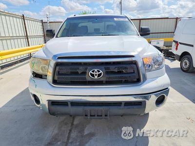 Piąte zdjęcie samochodu w środku: 2012 TOYOTA TUNDRA DOUBLE CAB SR5 VIN:5TFRM5F14CX048783 - miniatura