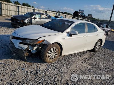 2021 TOYOTA CAMRY LE 4T1C31AK6MU563672 - główne zdjęcie licytacji z USA - miniatura