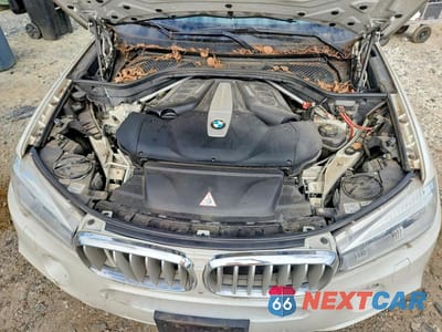 Zdjęcie 12 z 13 samochodu: 2015 BMW X5 XDRIVE50I VIN:5UXKR6C57F0J76043 - miniatura