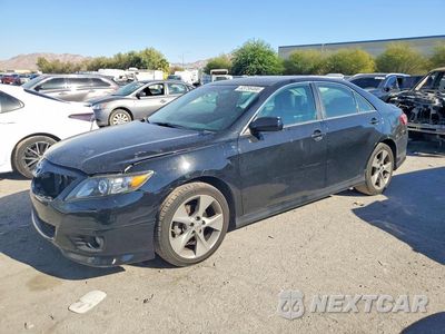 2011 TOYOTA CAMRY SE 4T1BF3EKXBU227190 - główne zdjęcie licytacji z USA - miniatura