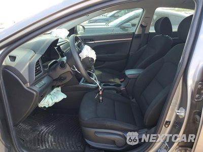 Zdjęcie 7 z 12 samochodu: 2019 HYUNDAI ELANTRA SE VIN:KMHD74LF7KU794572 - miniatura