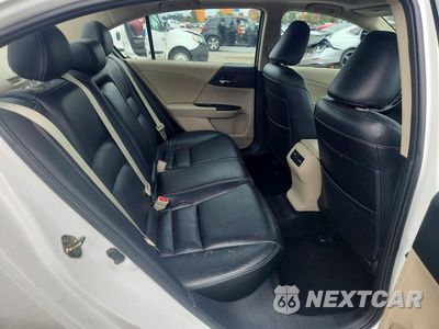 Zdjęcie 10 z 13 samochodu: 2017 HONDA ACCORD EX VIN:1HGCR2F07HA088039 - miniatura