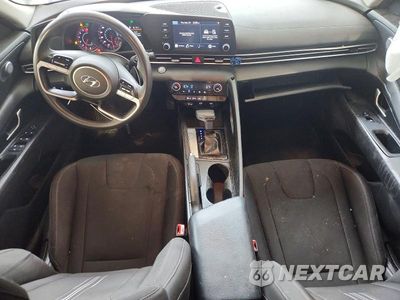 Zdjęcie 8 z 13 samochodu: 2021 HYUNDAI ELANTRA SEL VIN:5NPLM4AG2MH009344 - miniatura